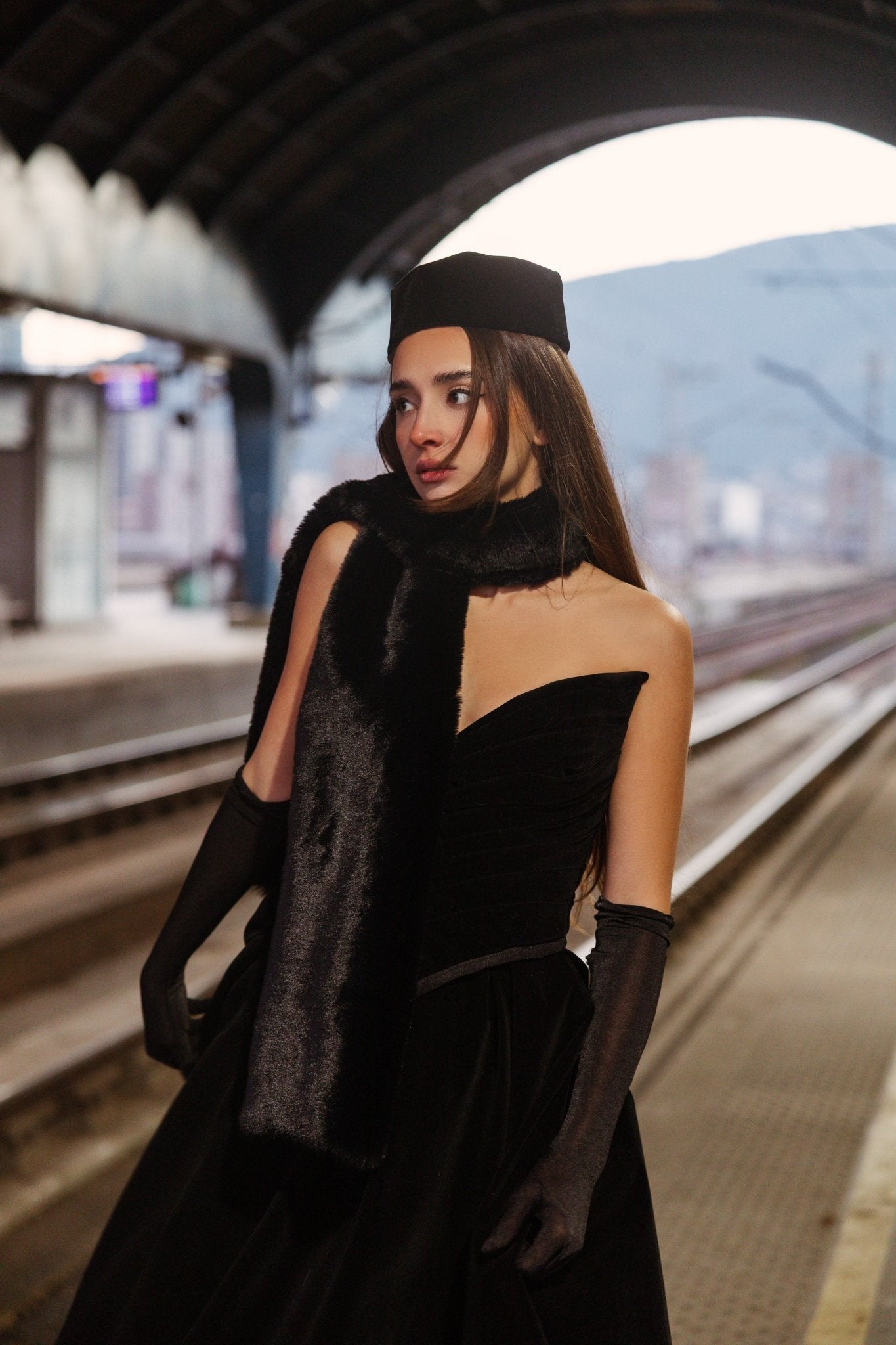 Noir Velvet Gown - Image 5
