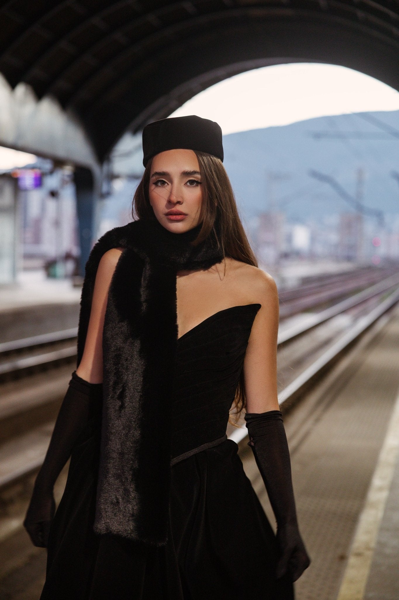 Noir Velvet Gown - Image 3
