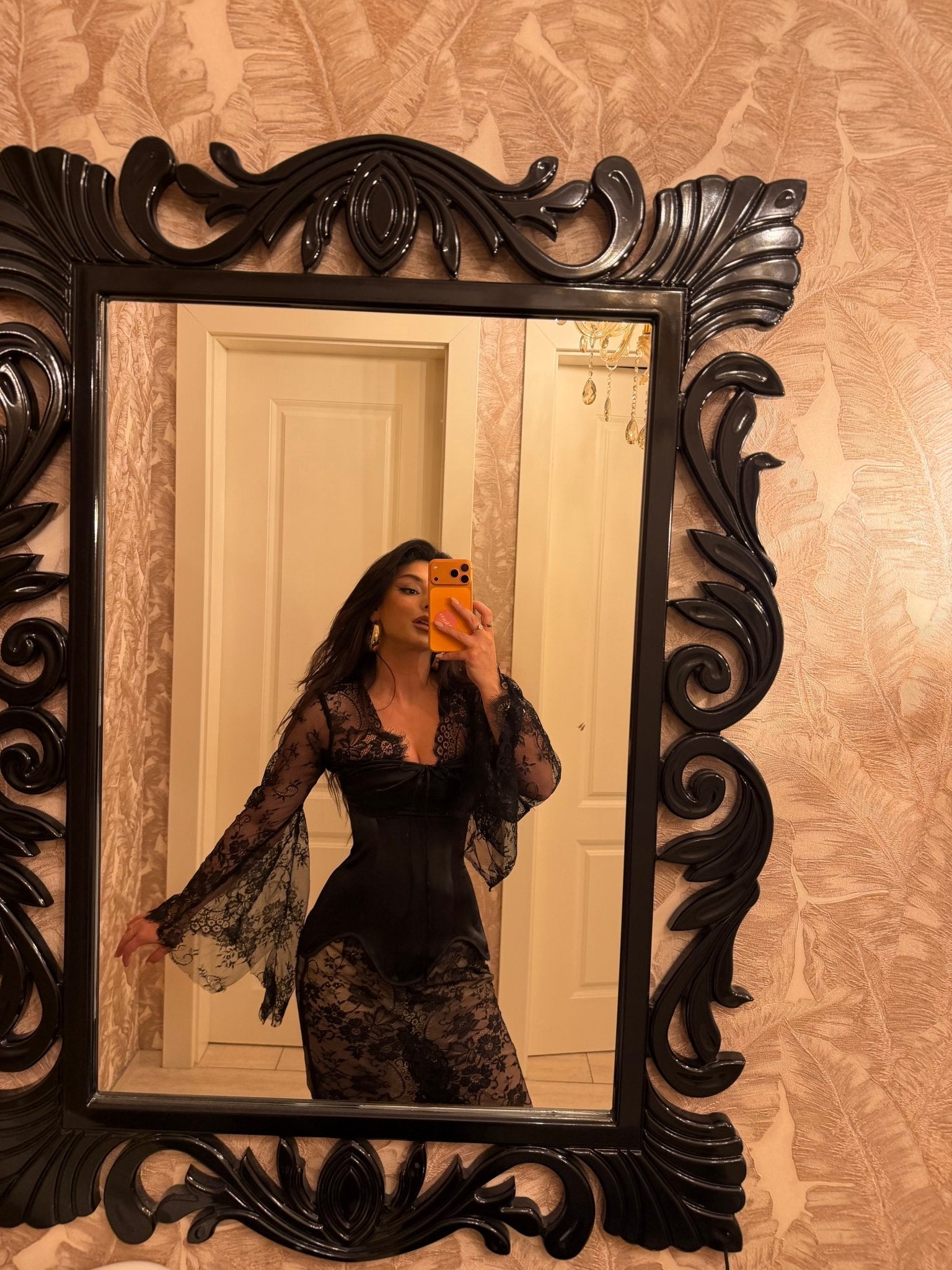 Bétty Lace Corset Dress - Image 9