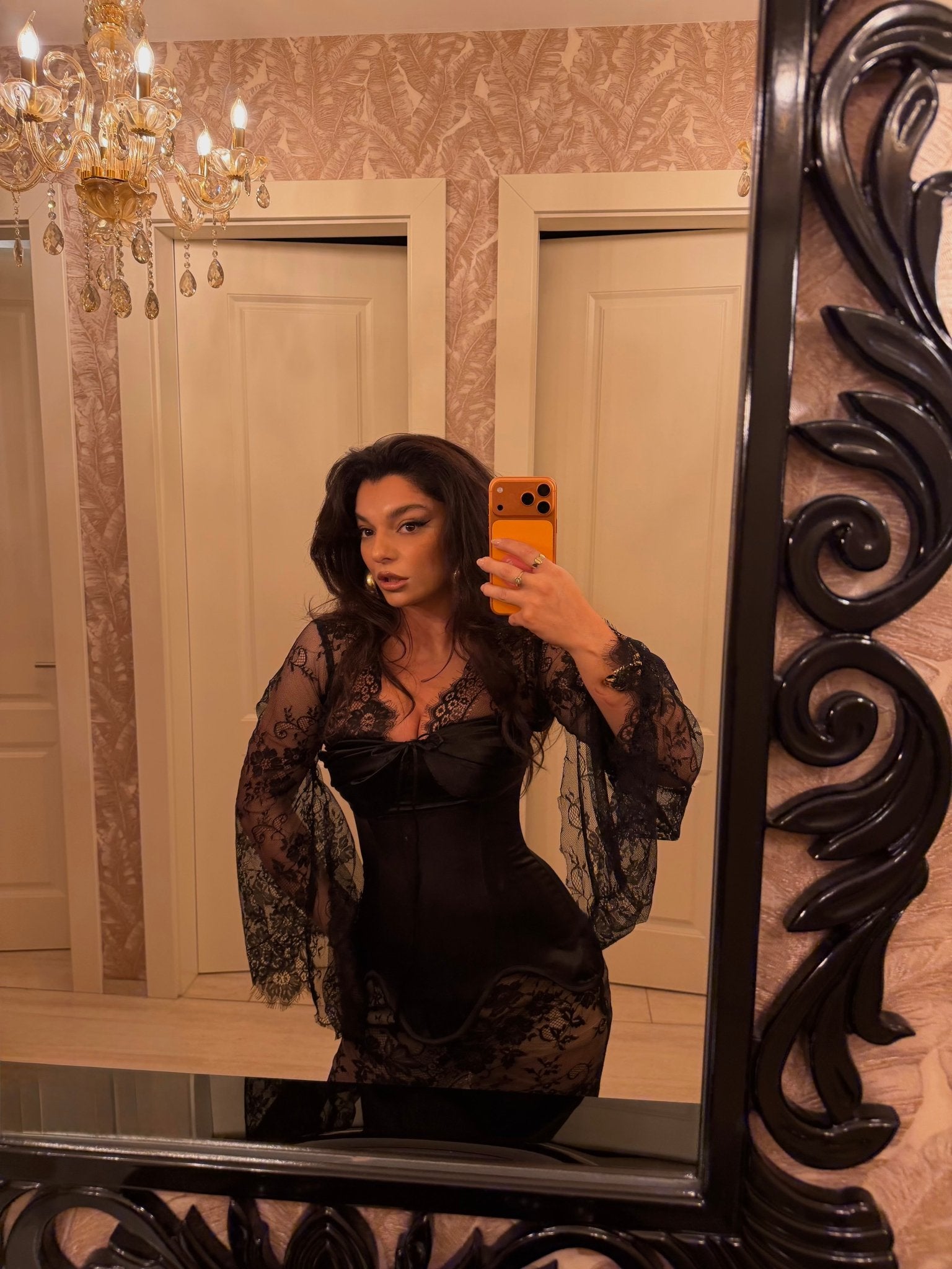 Bétty Lace Corset Dress - Image 3